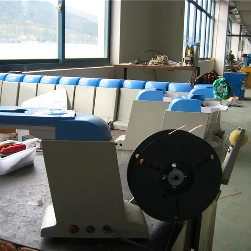 

Новая портативная машина для переплета проволоки, машина для переплета алюминиевой проволоки, упаковочная машина, машина для подарочной упаковки и запечатывания