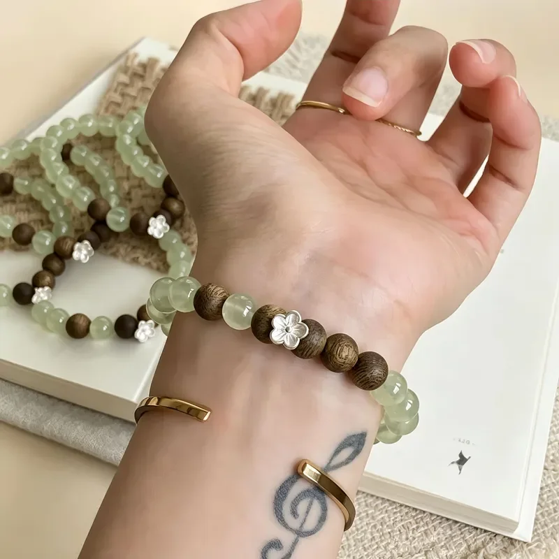 Natural grape stone Buddha bead bracelet women's light luxury high-end crystal bracelet simple Mori flower design jewelry