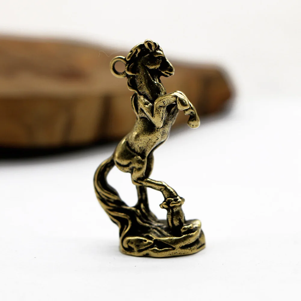 High Quality Ornaments Key Chain Clear Texture Finely Crafted Hard Texture Horse Small Statue Antique Craftsmanship
