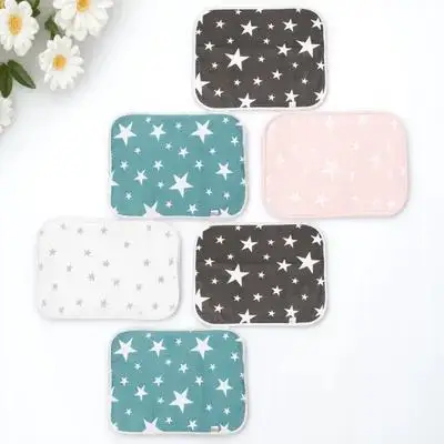 

4Pcs Pet Training Pad Lightweight Compact Reusable Liner for Guinea Pigs Rats Hedgehogs Washable Small Pet Cage Bedding