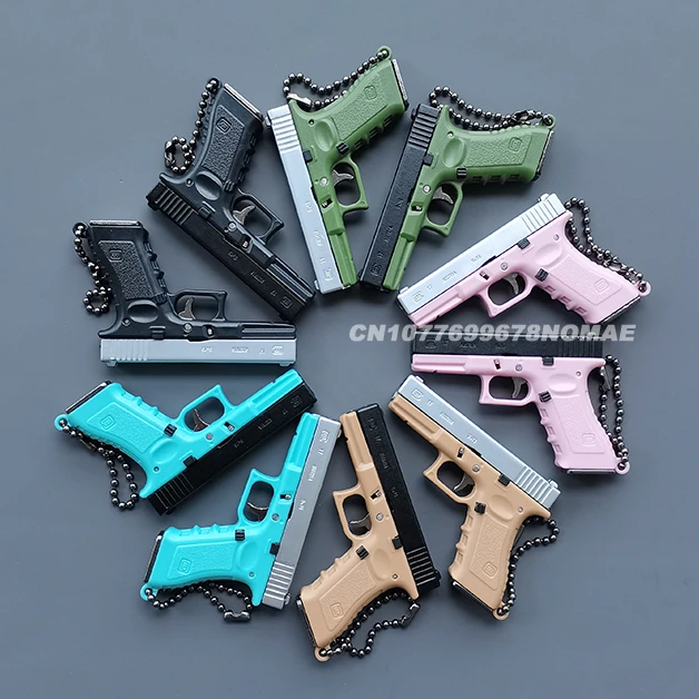 New 1:3 Metal Alloy Pistol Miniature Detachable 92F Toy Gun Model Keychain Craft Pendant For Boys Adult Birthday Gifts