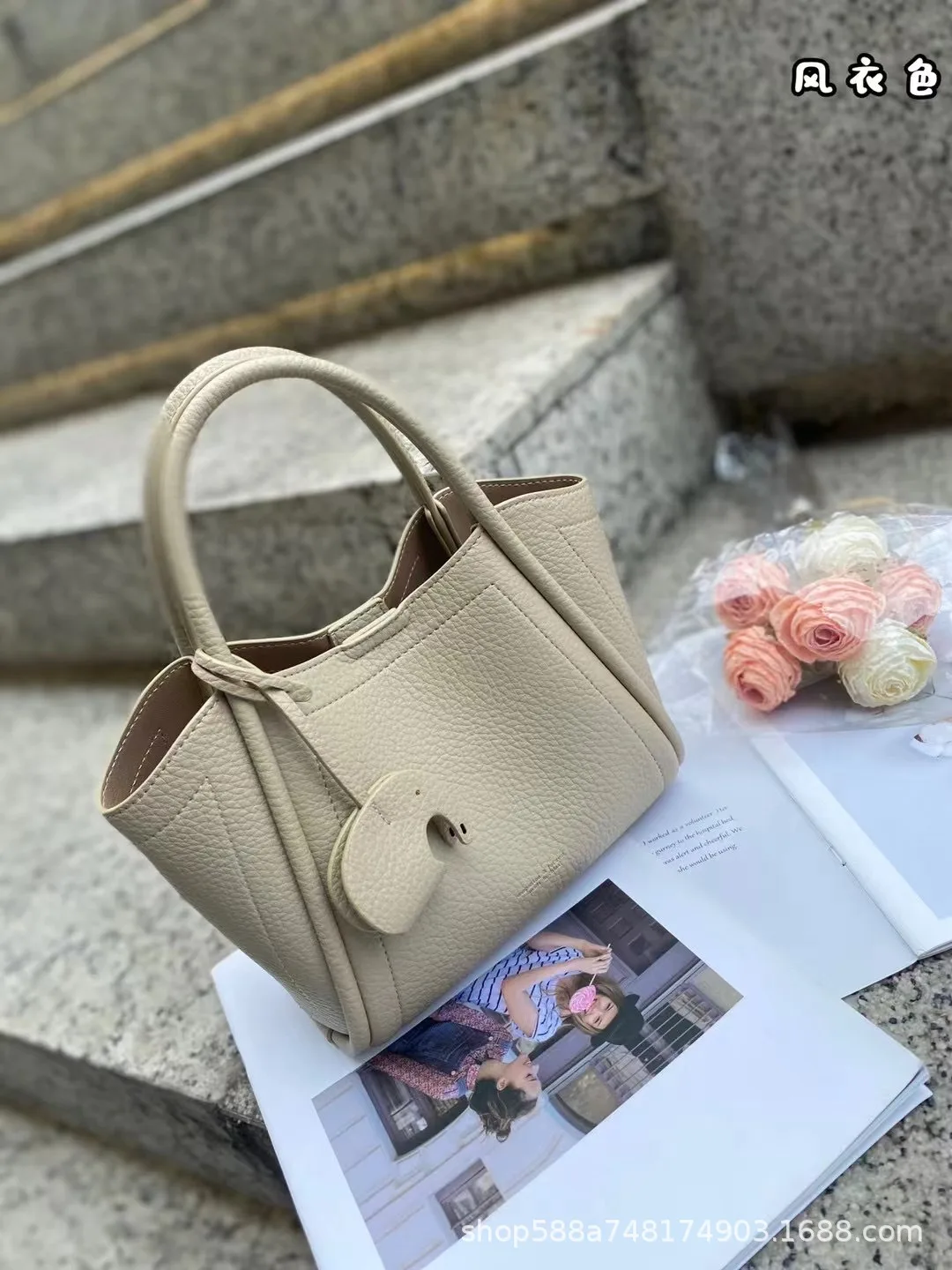 Fashionable leather hand-held vegetable basket bag water bucket bag women's high-end sense niche underarm bag versatile single s