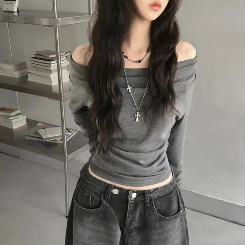 

Deeptown Gary Elegant Women T-Shirts Off Shoulder Long Sleeve Korean Fashion Slim Tees Aesthetic Solid Basic Casual All-match