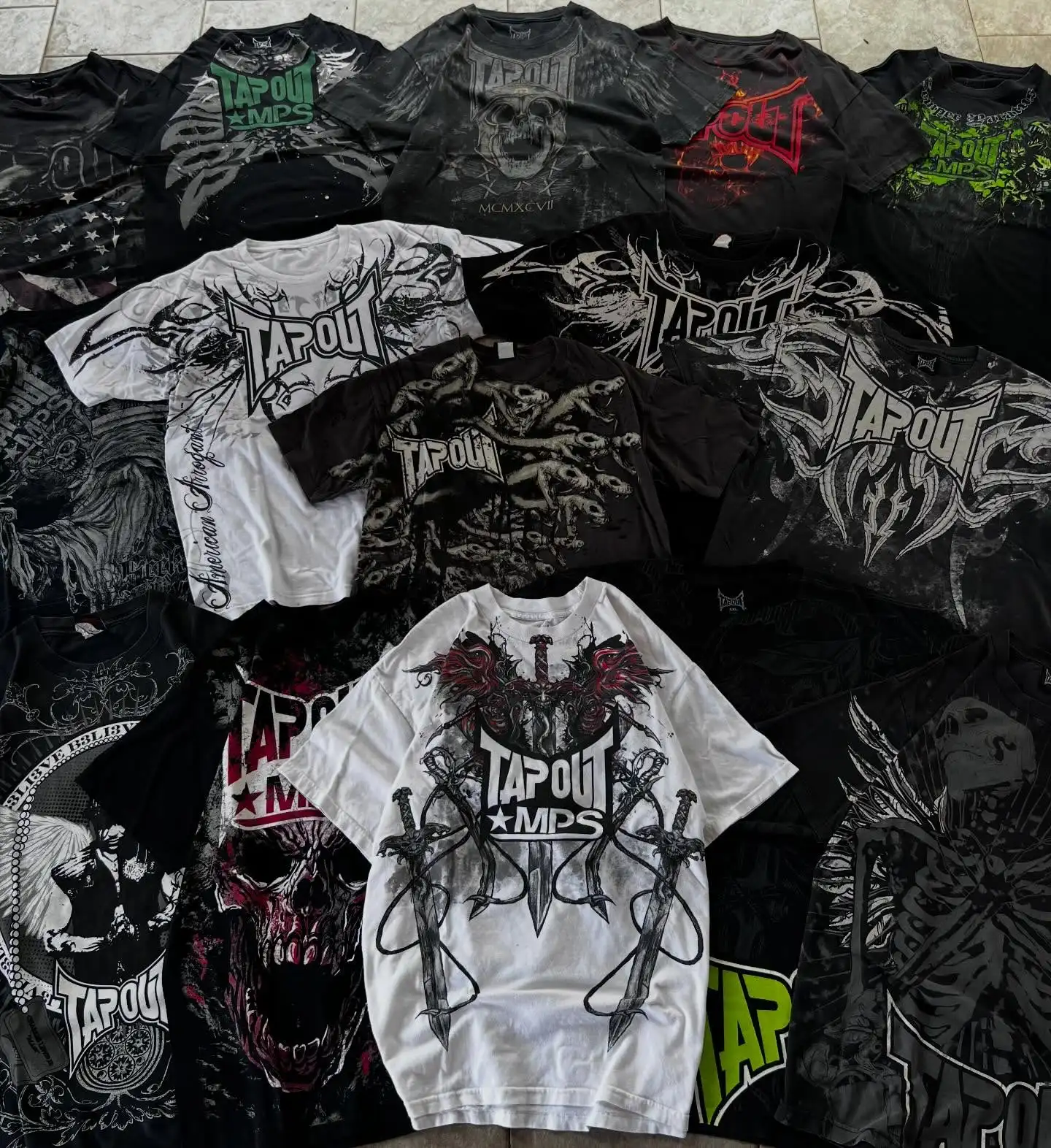 

Gothic Cotton Short Sleeve Large Grunge Wings New Letter Fashion Style Couple Tops Y2K Pure Shirt T-Shirt Mens