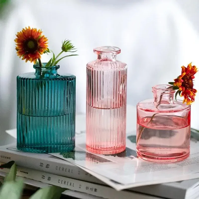 Glass Flower Basket European Dry Transparent Vase Nordic Hydroponic Pot Small Gift Bottle Decoration Vivid Decorative Container