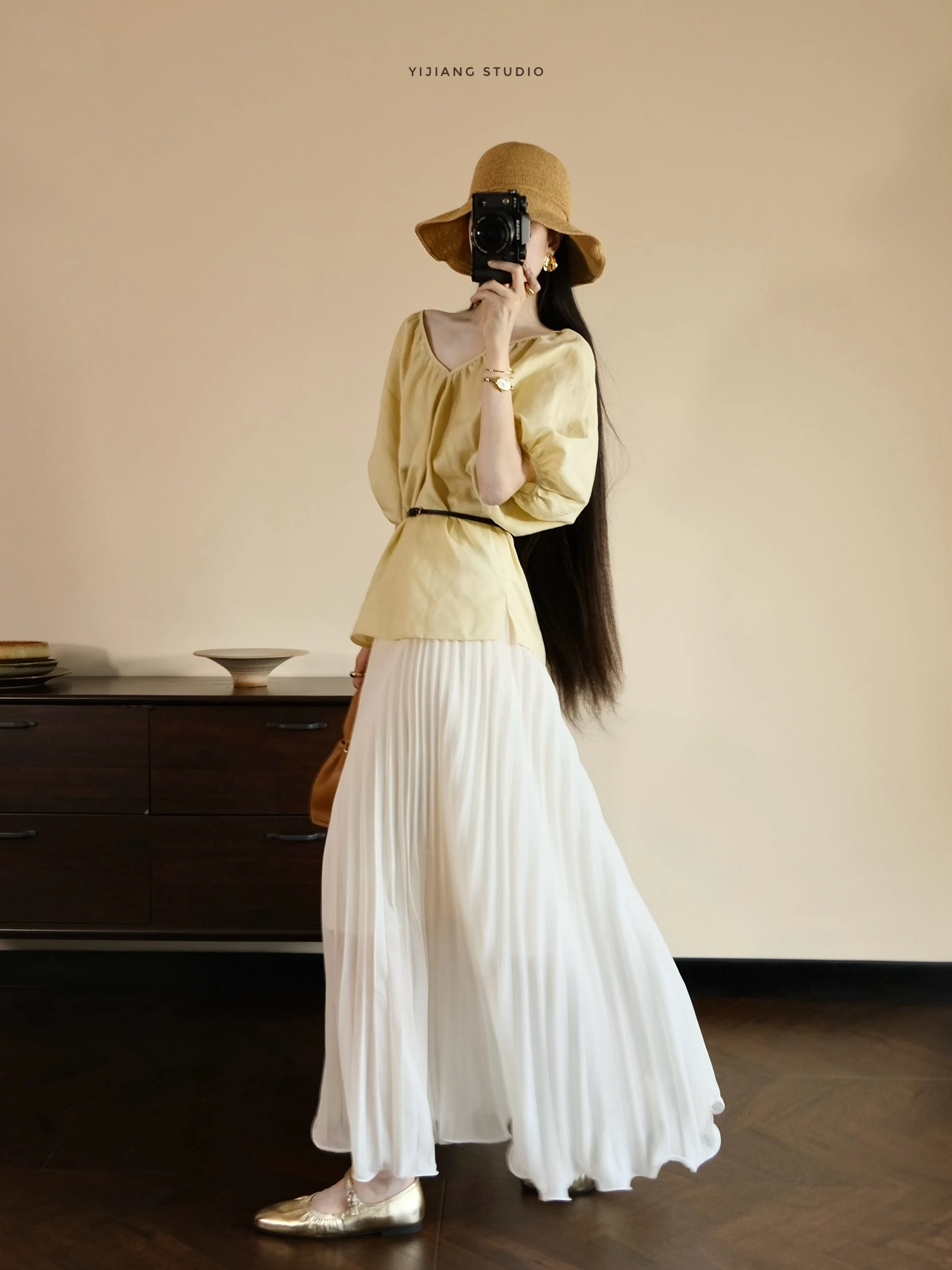 

JIANG South Seas Petite White irt Large V-ne Bubble Sve irt Anti-aging Loose Fit Linen Blend Women's Blouse