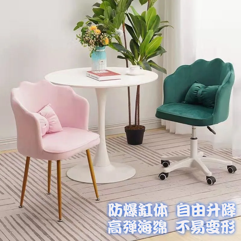 Why This Emerald Green Vanity Chair Is the Perfect Blend of Style and  Function for My