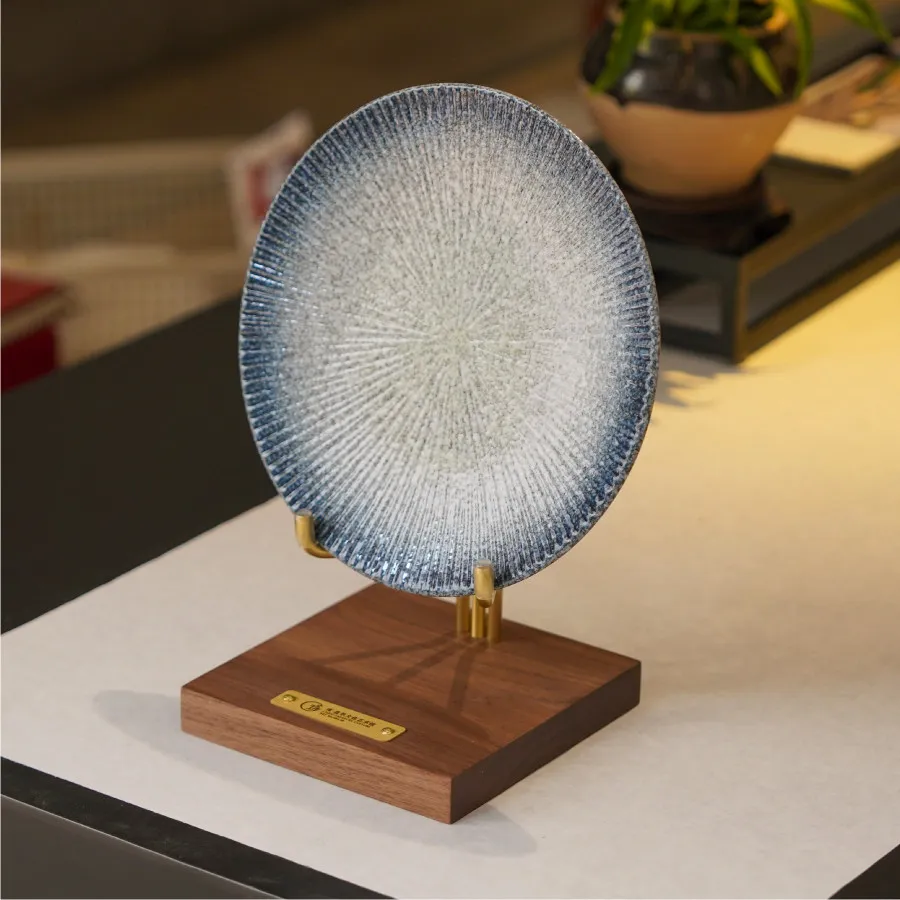 Brass Plate Display Stand Dish Holder for Ceramic Plates Photo Frame Support Rack for Desk Retro Home Decor Storage Organizer