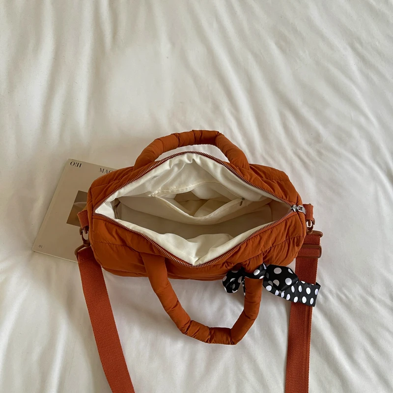 2026 Neue Designer-Schultertasche mit Karomuster, Space-Baumwoll-Handtasche für Damen, Große Kapazität, Daunengepolsterte Gesteppte Einkaufstasche für Damen – Detail 21