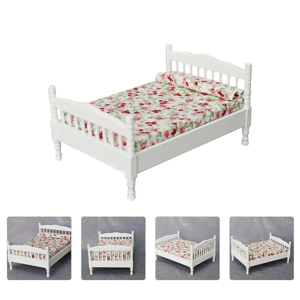 

Деревянная двуспальная кровать для миниатюрного домика, высококачественные аксессуары для миниатюрного домика, DIY украшение для миниатюрного ландшафта, микроландшафт