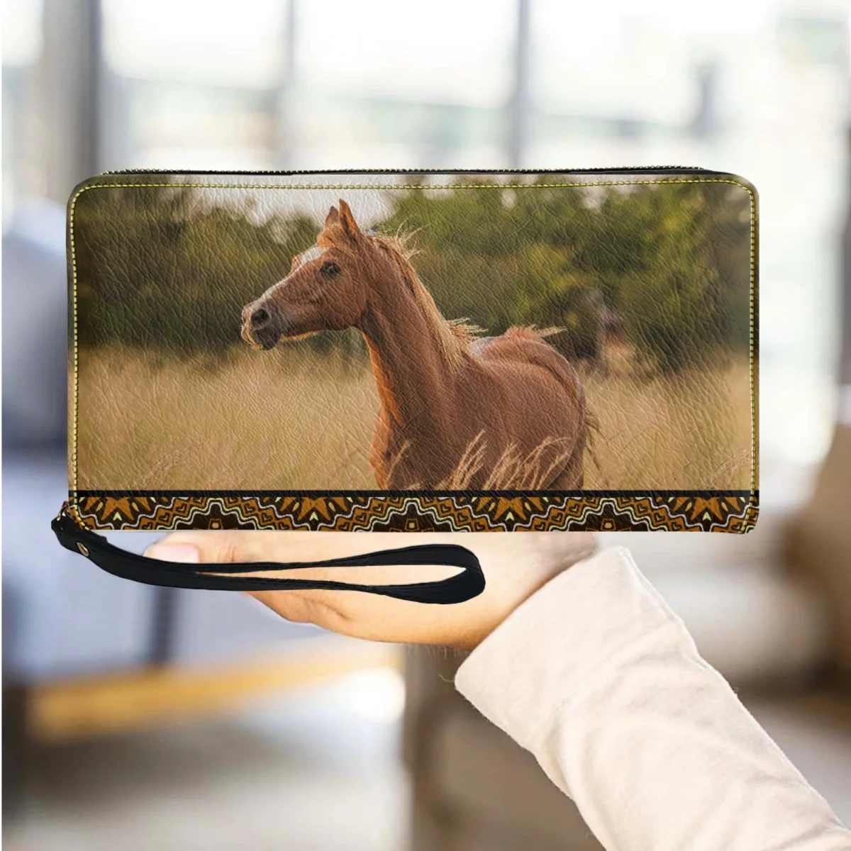 

Classic Long Wristband Women Leather Wallet 3D Horse Tribal Style Zipper Outdoor Vintage Clutch Credit Card Holder Portefeuille