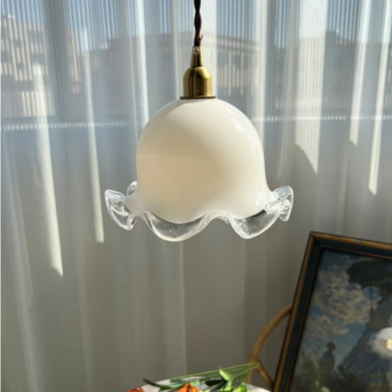 

French bud small chandelier restaurant bar counter cream wind small fresh milk white handmade glass bedroom bedside chandelier