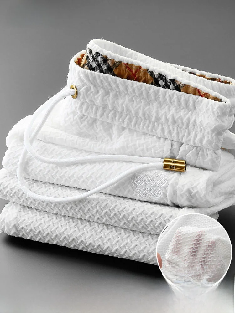 

Premium Elastic Smooth Ice Silk Men's Sweatpants Summer Cuffed Trendy Elastic Breathable Casual Sports Pants