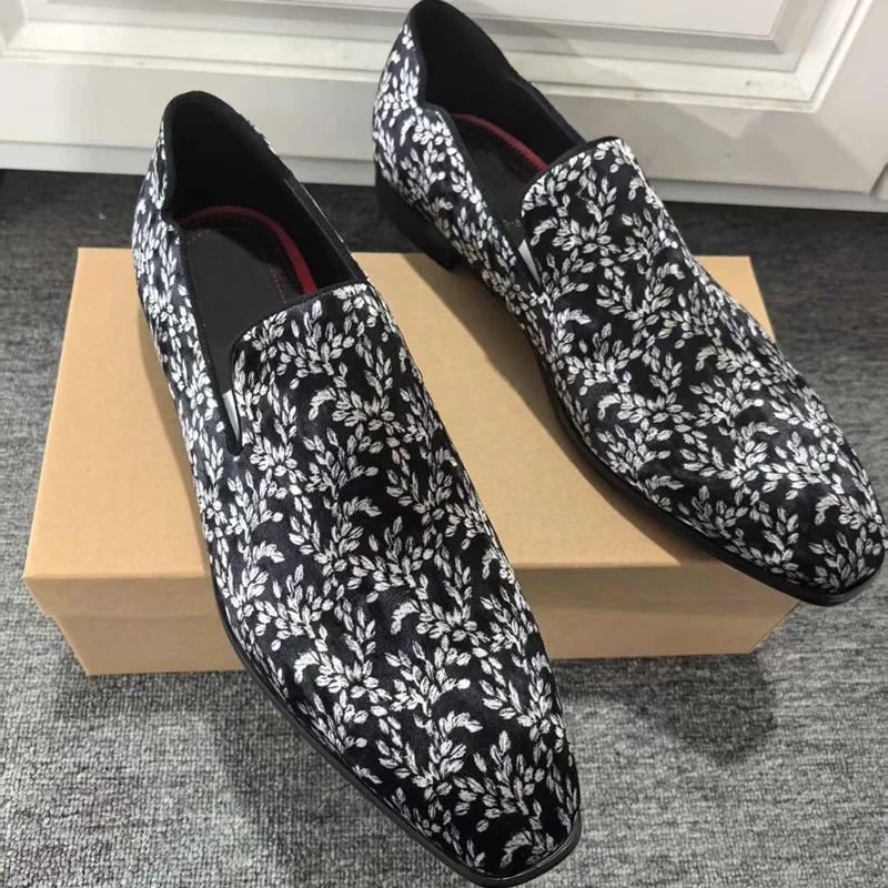 

New Stylish Leaf Pattern Man Dress Loafers Print Shoes High Quality Slip On Casual Shoes Men Flats Smoking Slippers