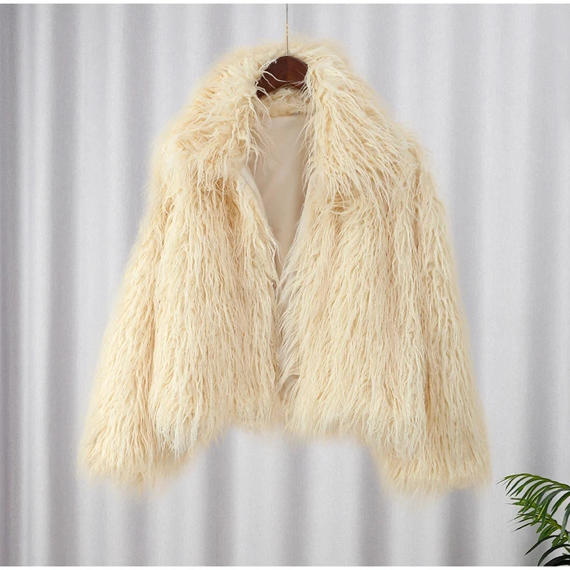 Winter New Fashion Solid Fluffy Fur Coat Women High Street Luxury Lapel Collar Faux Fur Jacket Female Casual Overcoats