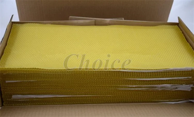 Hand-Operated Manual Beeswax Foundation Maker 220*460mm Note-Book Type Casting Mold Beeswax Sheet Making Machine For Sale