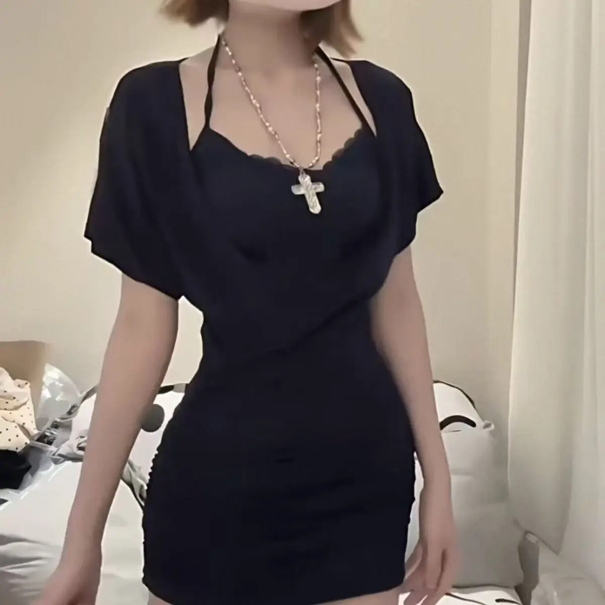 

Платья с короткими рукавами женские для гостей свадьбы летние модальные с воротником-халтер с открытыми плечами для ночного клуба хипстеры ультра-короткие современные пряные