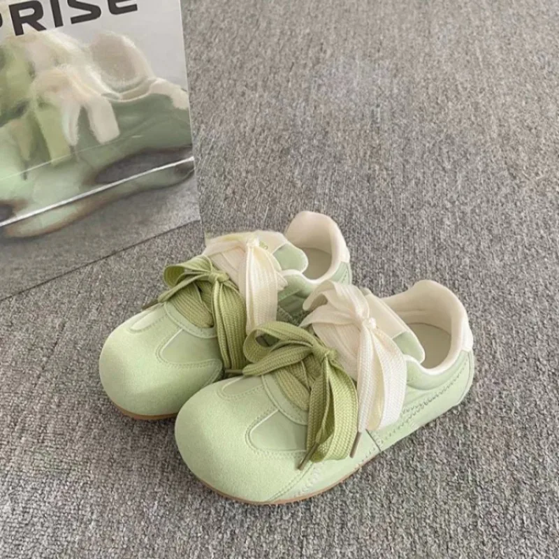 

2025 New Summer Breathable Thin Soled sneakers Shoes for Women, Dopamine Retro Casual Board Shoes for Women zapatos de mujer