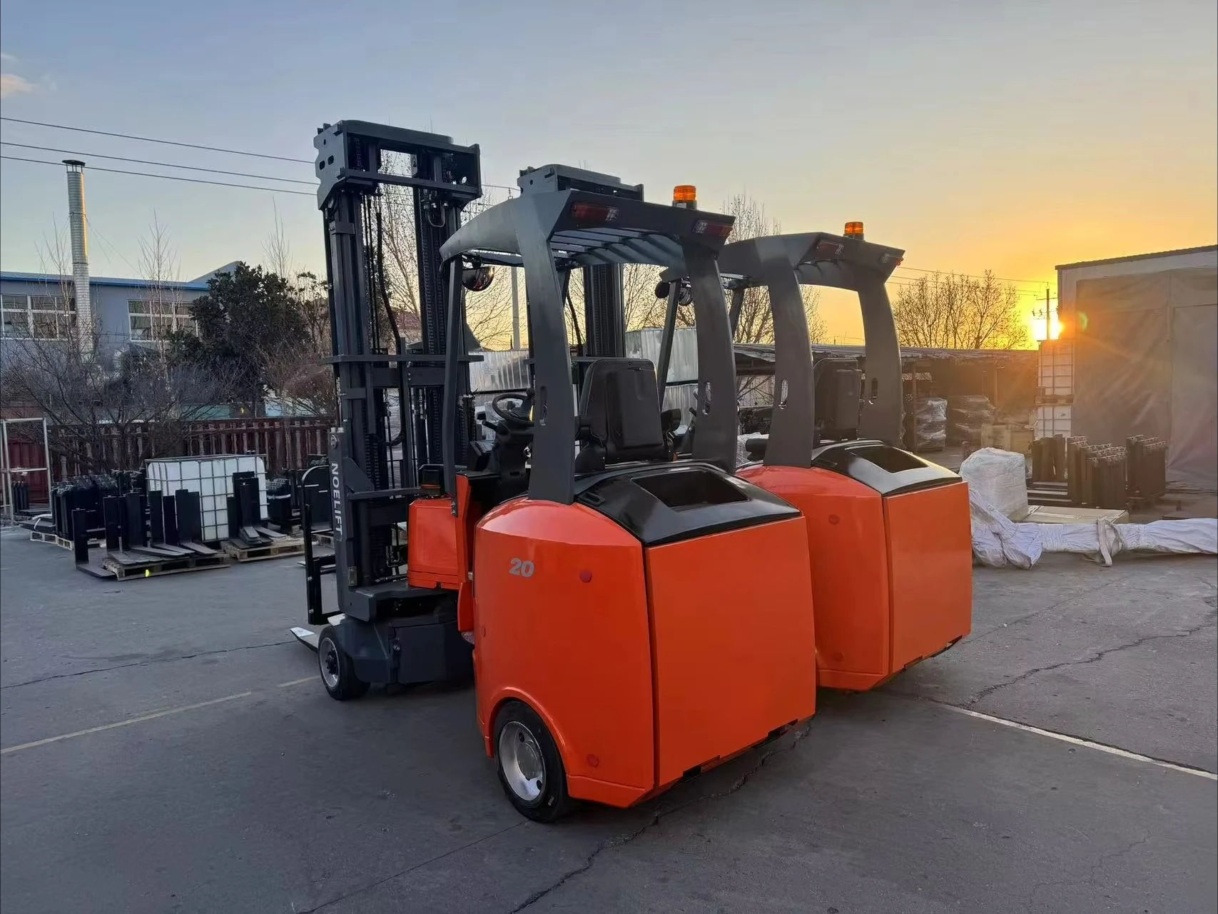 Noelift articulated electric forklift 1.5 tons 6 meters rear wheel drive telescopic with lithium-ion batter