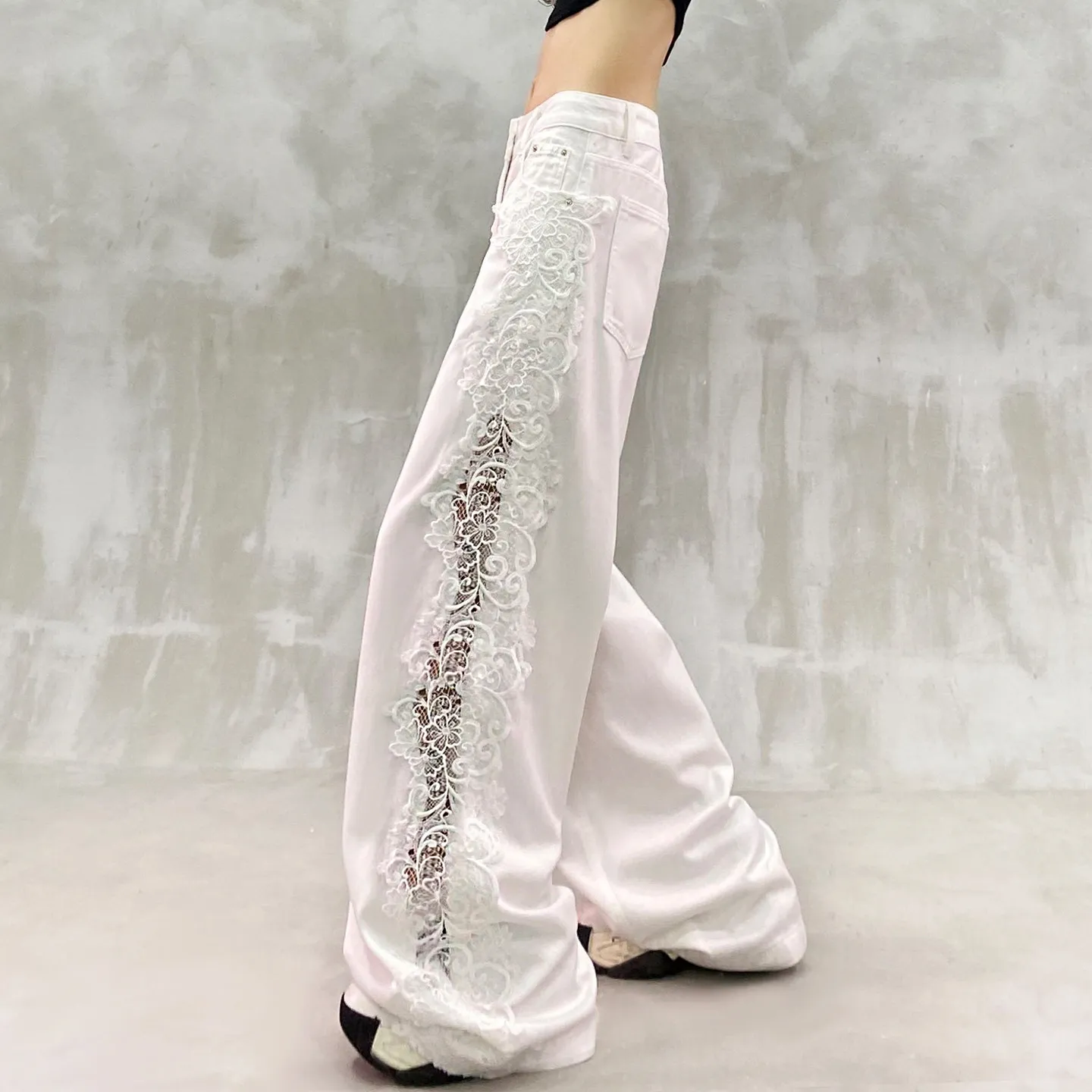 White Wide Leg Jeans for Women Lace Patchwork Ripped Denim Pants High Rise Loose Fit for Summer Casual and Weekend Outfits