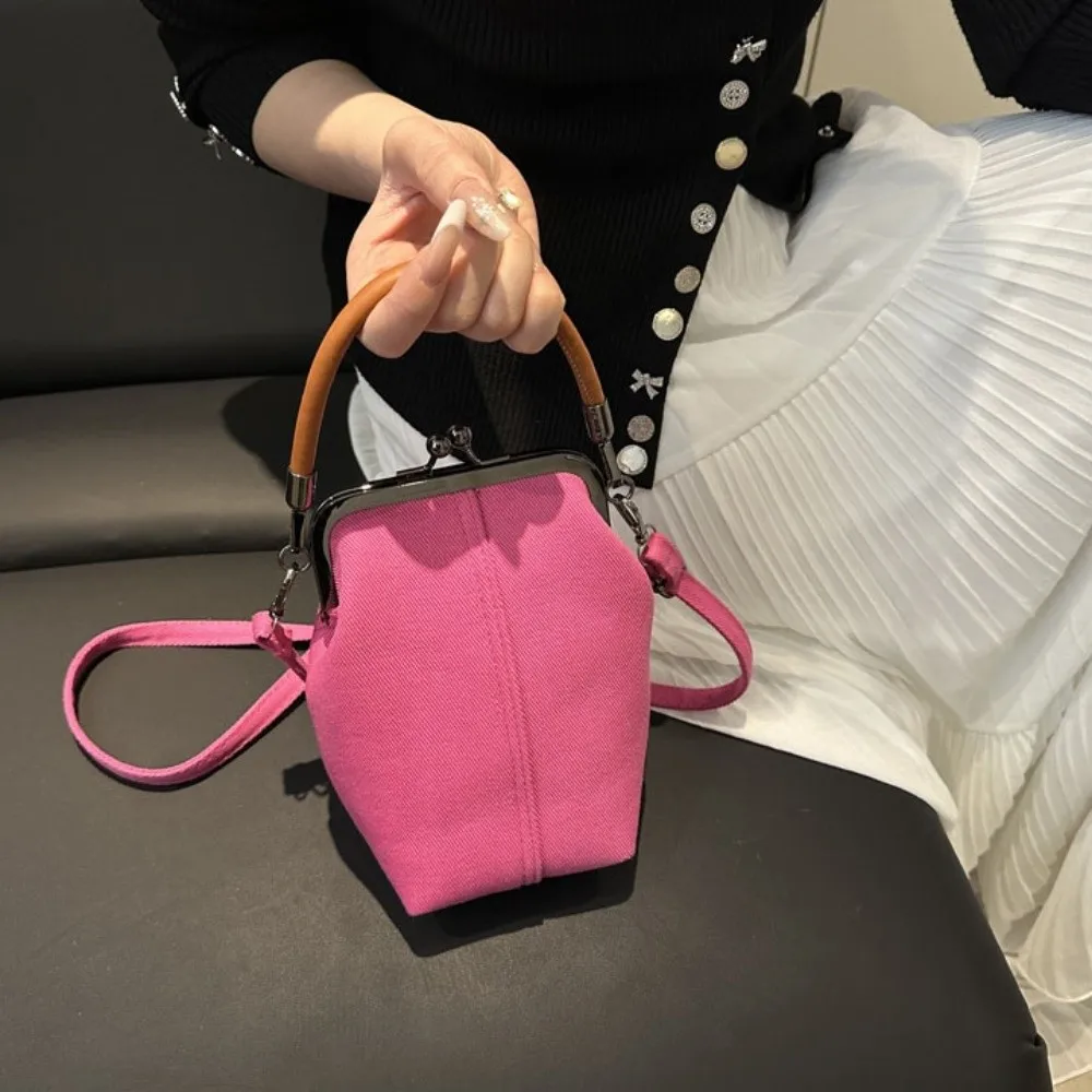 

England Style Cloth Kiss Lock Shoulder Bag Korean Style Bucket Shape Crossbody Bag Versatile Artistic Women's Handbag Travel