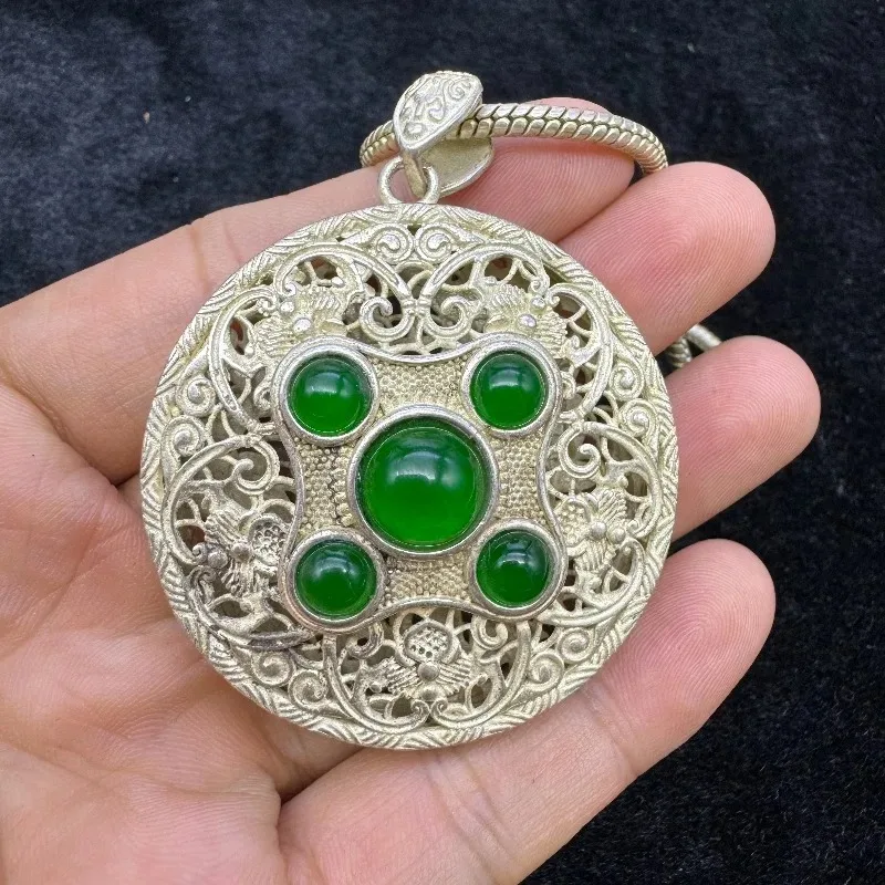 2026Antique Style Filigree Hollow Pendant Necklace, Marked Qianlong Inlaid Green Beads Floral Pattern Collectible Jewelry