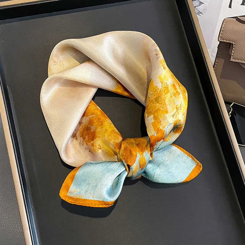 ファッショナブルなシルクスクエアスカーフ女性の-53-センチメートルマルベリーシルクショール装飾ネックウォーマー韓国スタイル小さなシルクスカーフビーチラブ