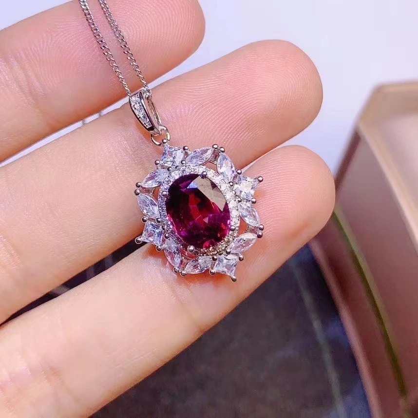 Dazzling Gemstone Pendant for Daily Wear 7mm*9mm VVS Grade Natural Garnet Pendant 925 Silver Garnet Jewelry Brithday Gift