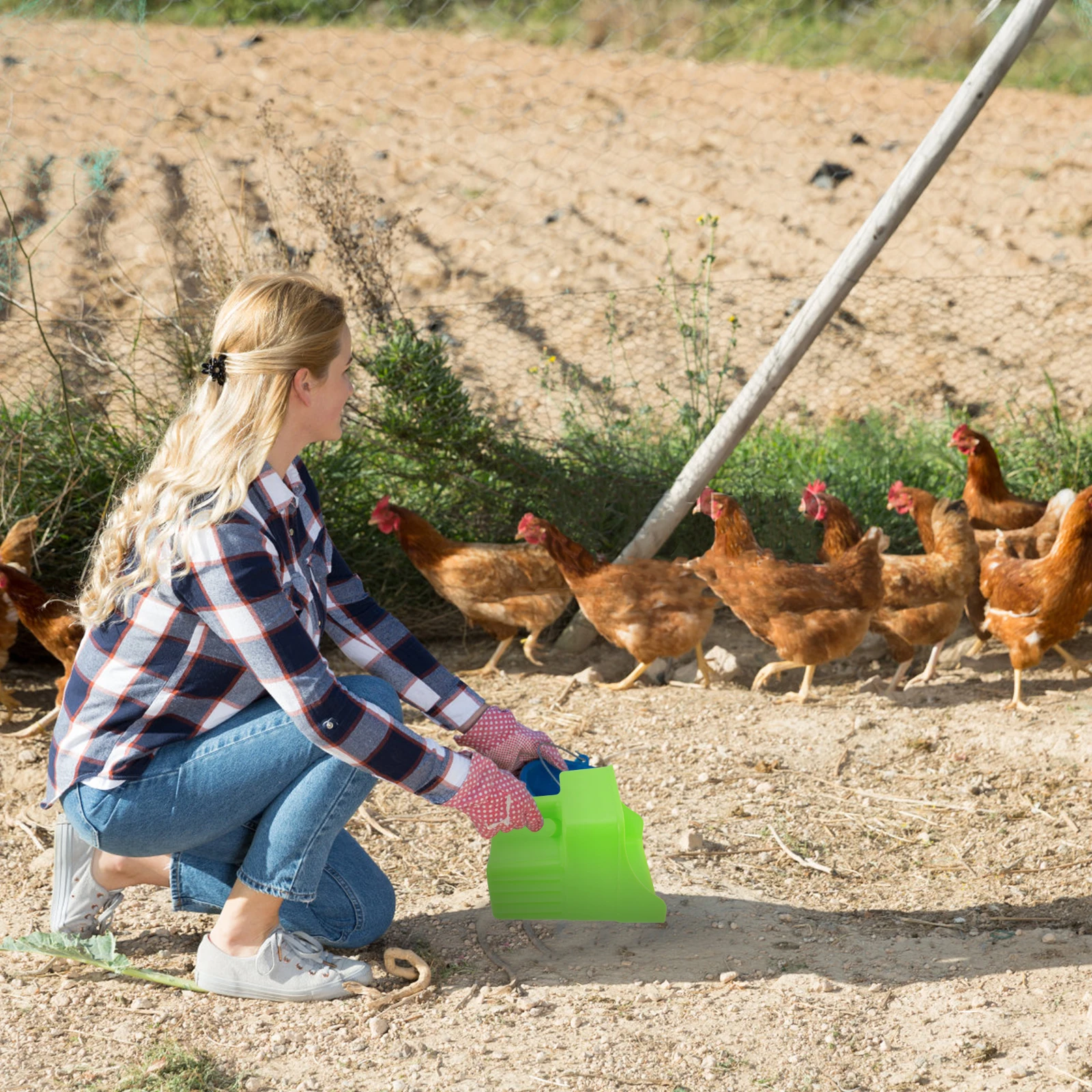 

Feed Shovel Durable Plastic Scoop for Farm Orchard Garden Park Chicken Feeders Pet Grain Ice Scoopers Household Shovels