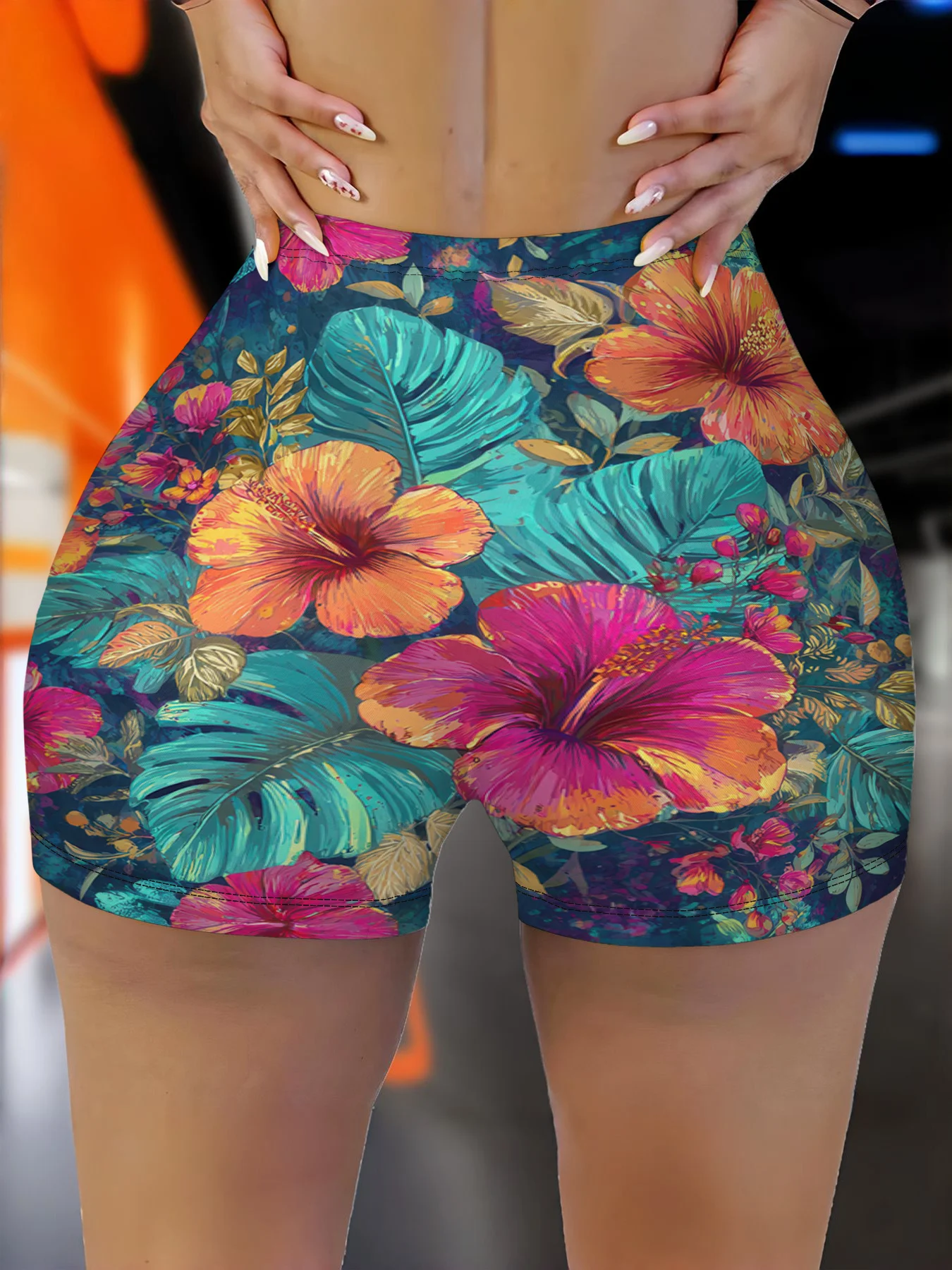 

1pc Tropical Floral Pattern Casual Sports Shorts for Women, Showcasing Vibrant Hibiscus Flowers and Lush Foliage Design