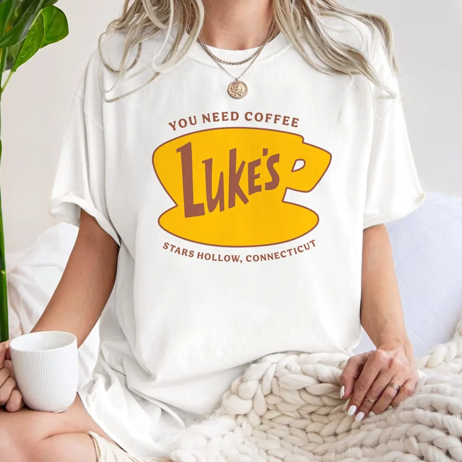 GILMORE GIRLS Luke's Diner Stars Hollow Print Logo T-shirt Fan Retro TV Merch Gift Cotton Tee Coffee Shirt