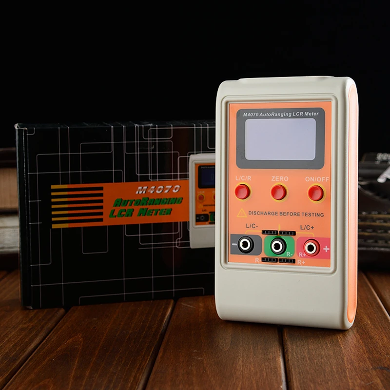 M4070 Capacitance Inductance Meter LCR Bridge Tester Automatic Range Design 0.00pF - 100.00mF 100.00mF 10.00MΩ USB  PC Program