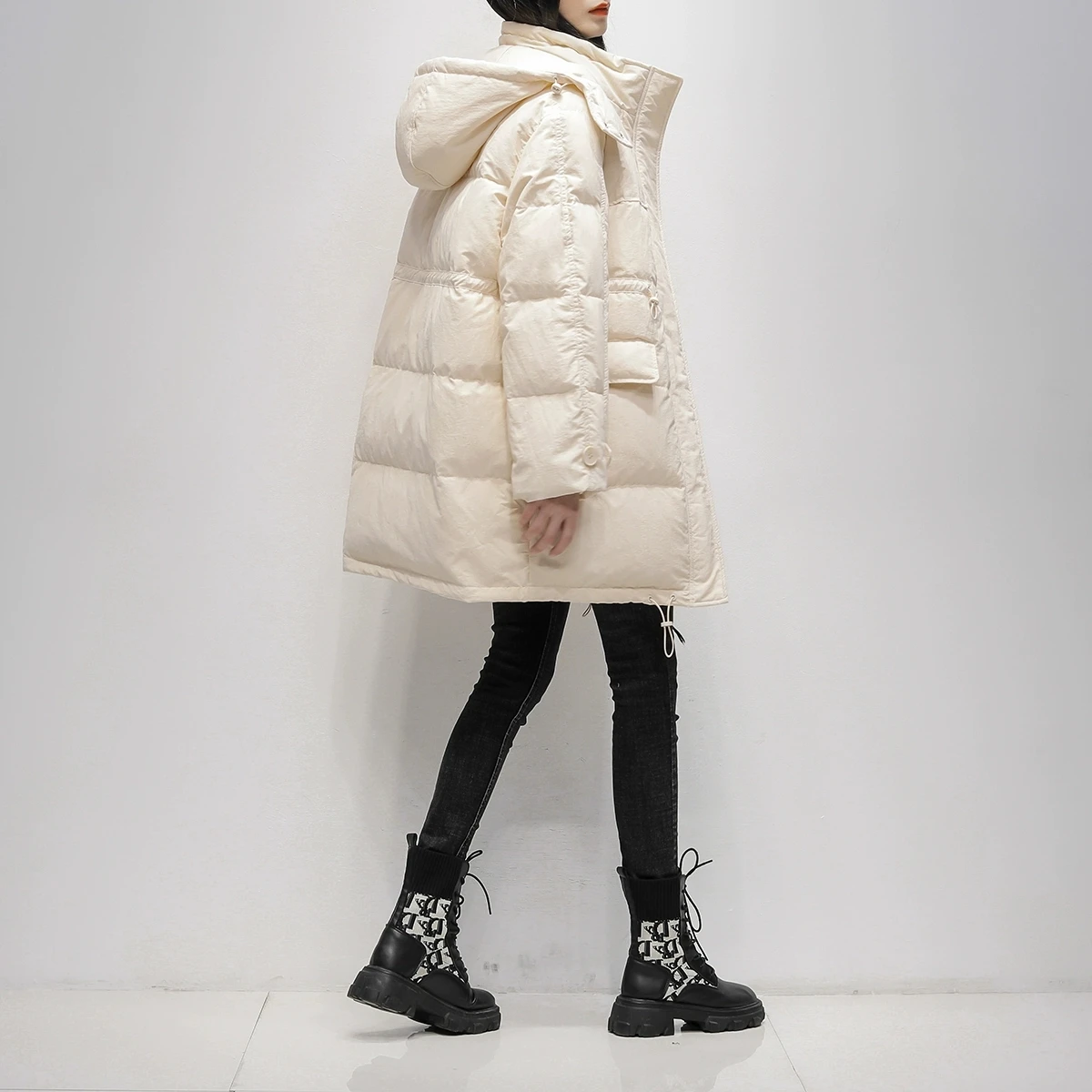 여성용 중간 길이 후드 다운 재킷 겨울 2025 신상 한국 버전 루즈핏 화이트 덕다운 패션 따뜻한 코트 여성용