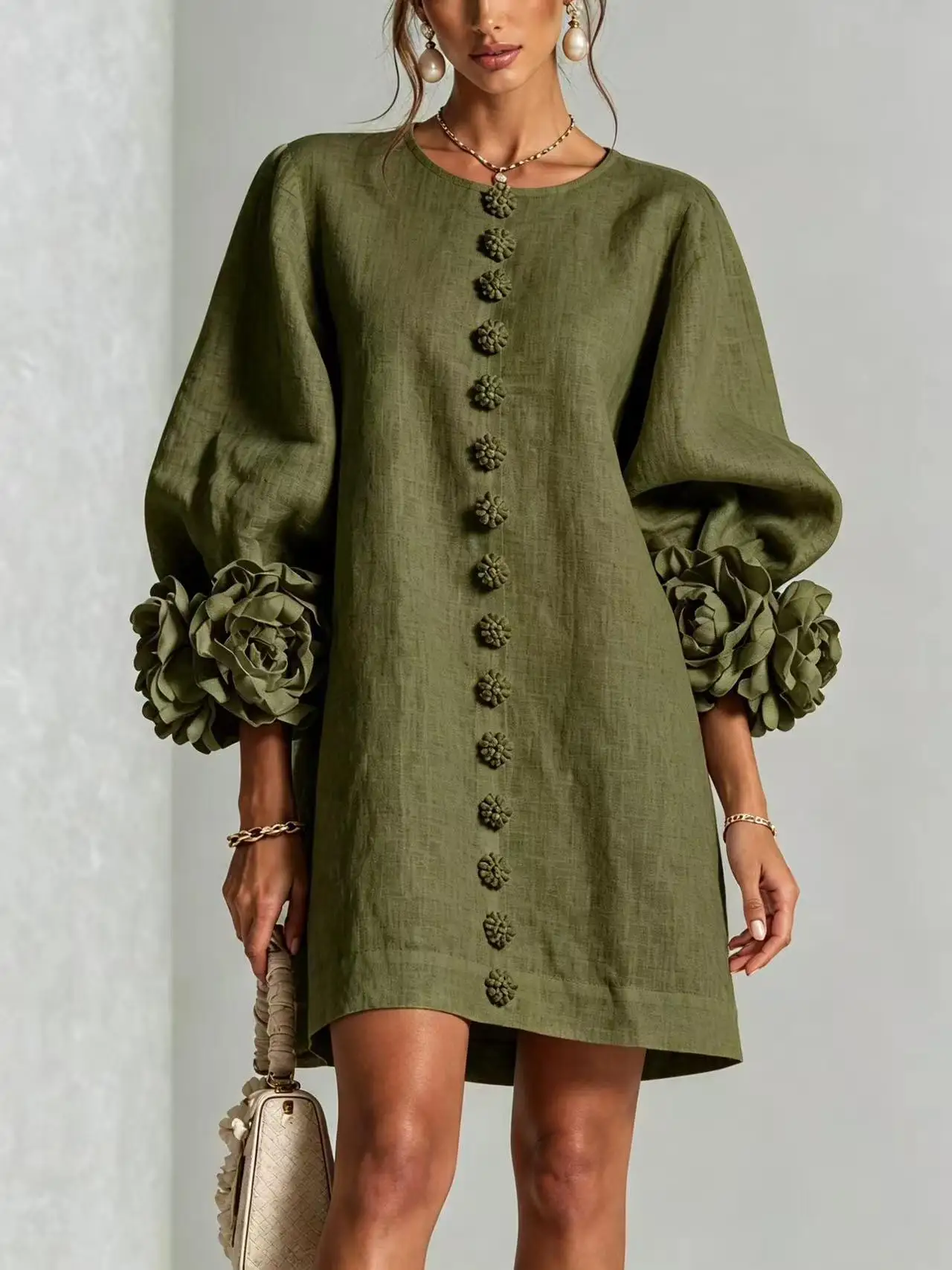 Damen Französisches 3D-Blumenkleid mit Laternenärmeln aus Baumwolle und Leinen, Rundhals, einreihig, locker geschnitten, kurzes Urlaubskleid für mollige Frauen – Detail 7
