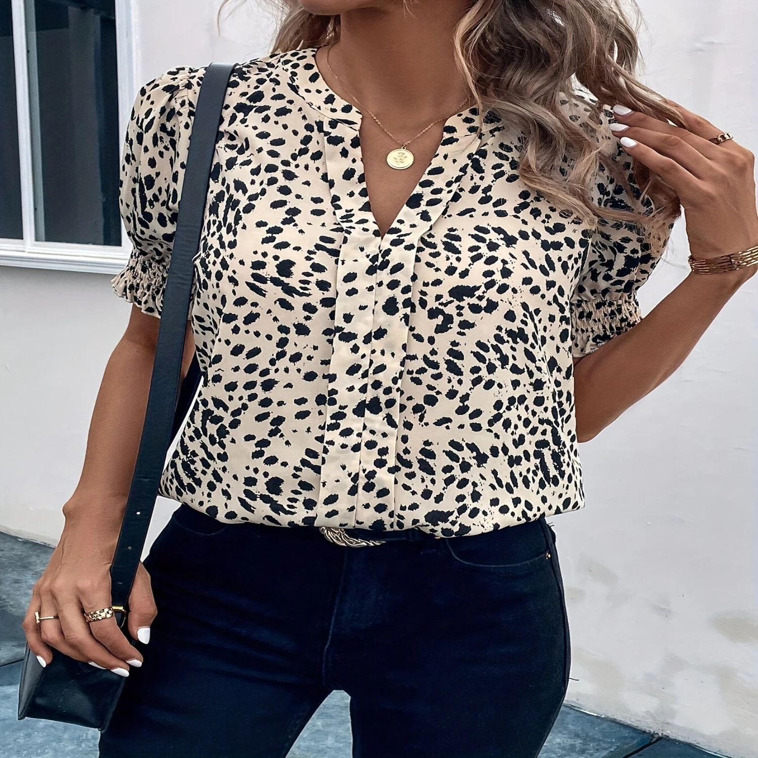 

Women's Allover Print V Neck Blouse - Casual Short Sleeve Top for Spring & Summer