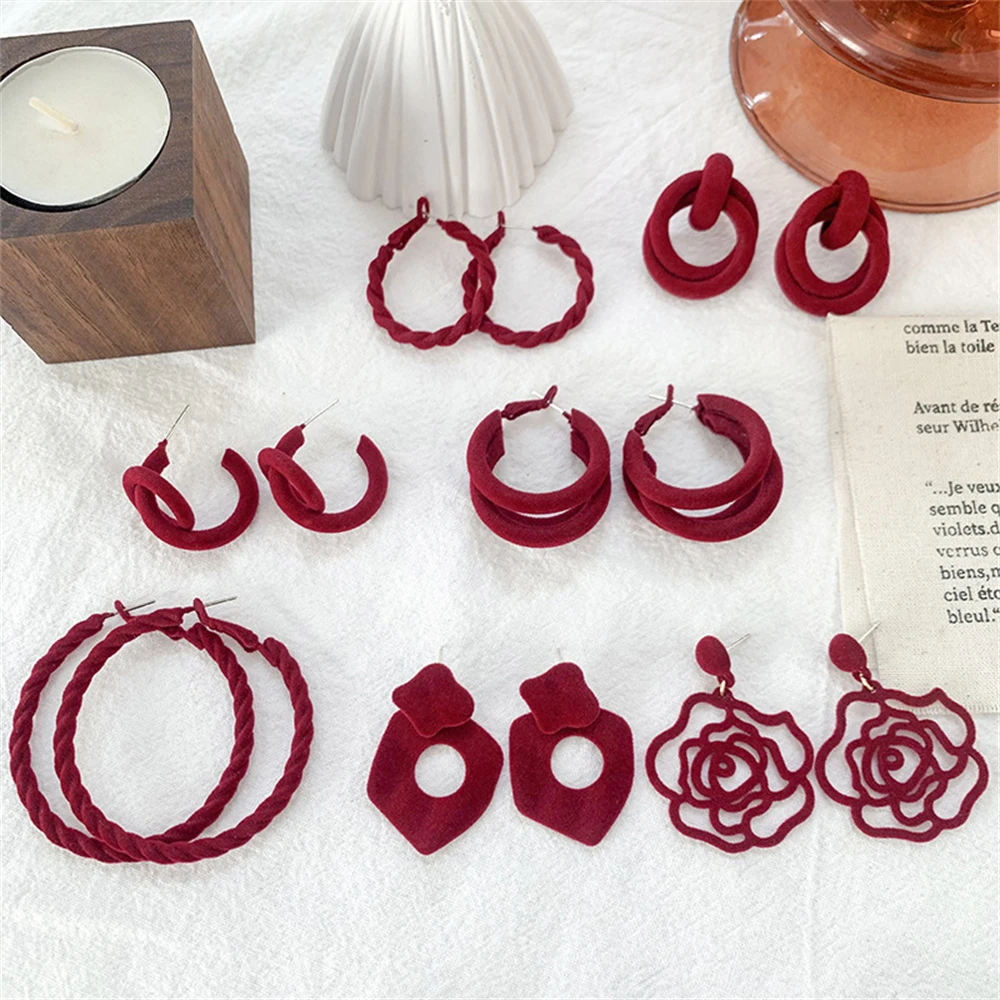 WYBU Korean Fashion Red Earrings Butterfly Women’s Earrings Big Hoop Dangle Earing Vintage Heart Earrings Fashion Jewelry 2021