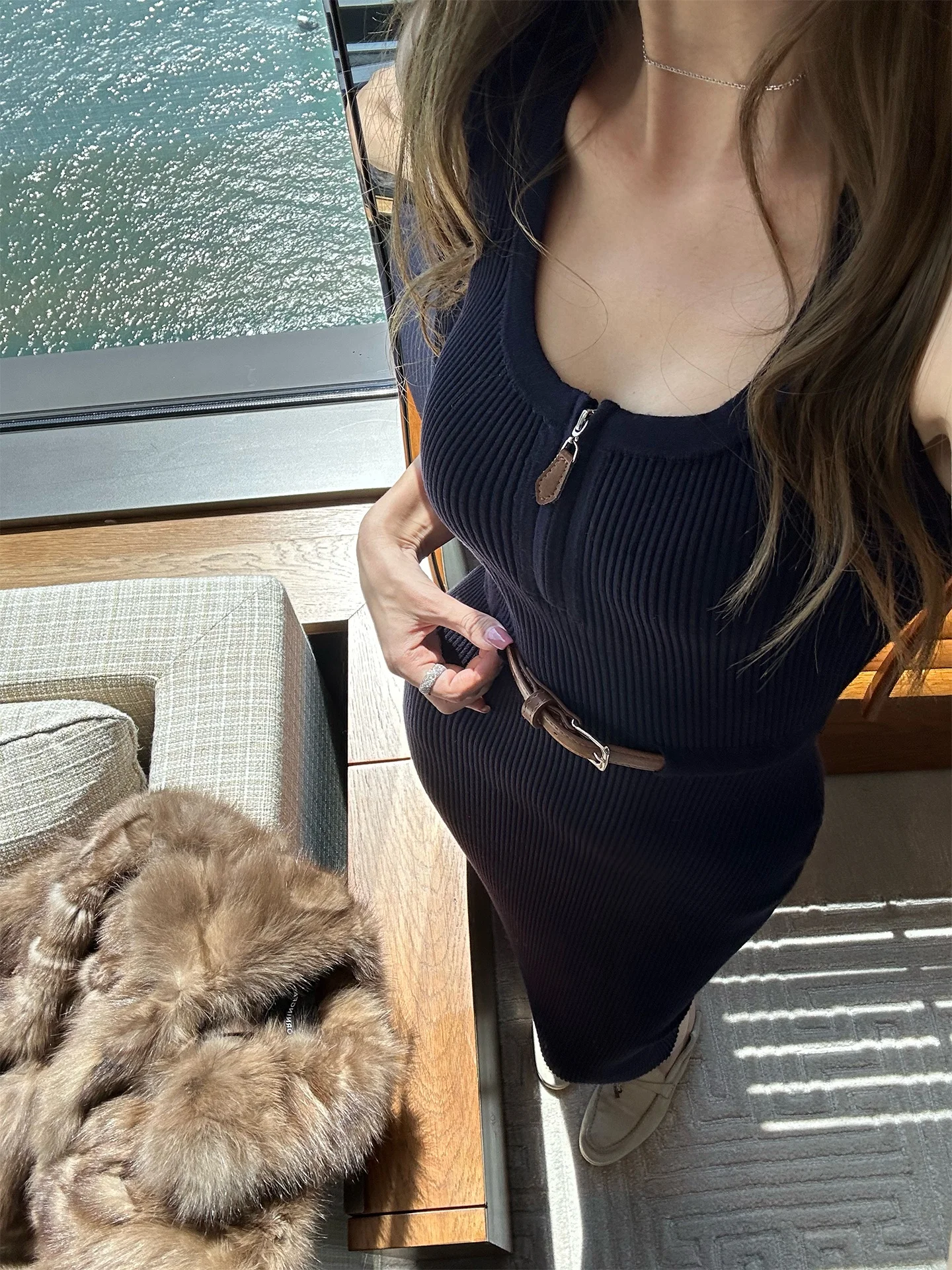 Good Morning Fan Fan Gentle Knitwear Dr พร้อมเข็มขัดสำหรับผู้หญิง ชุดเดรสไหมพรมทรงเข้ารูปสำหรับฤดูใบไม้ร่วงและฤดูหนาว