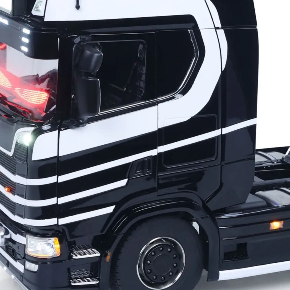 1/14 jouet Unitru 05 770S bricolage RTR RC tracteur camion 4*4 châssis en métal 3 vitesses boîte de vitesses télécommande camion voiture fumée lumière son ST8