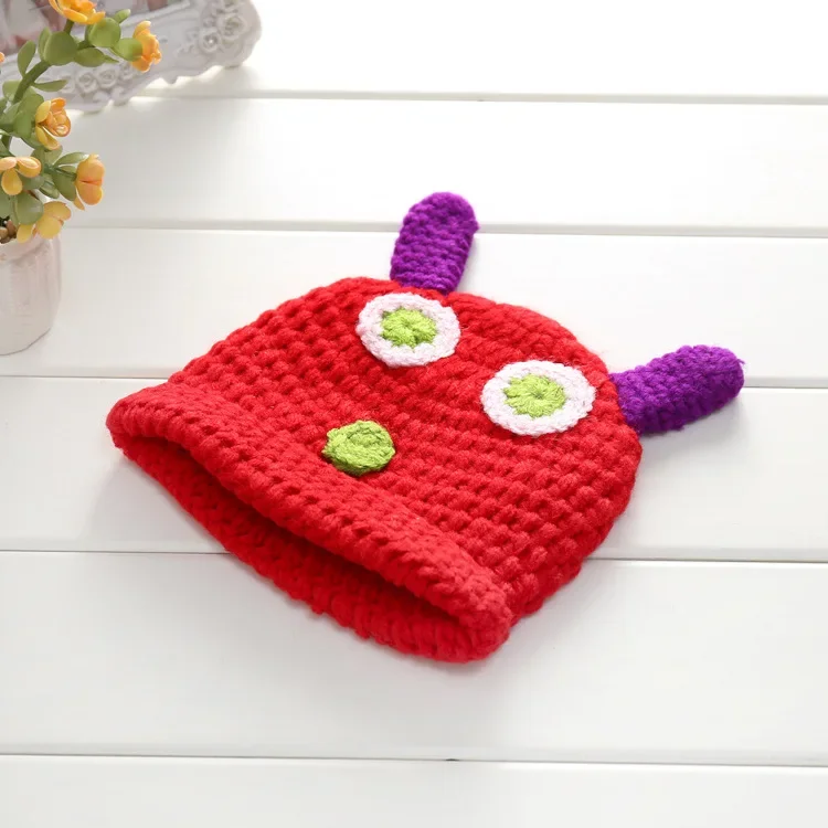 Newborn Photography Outfit Cartoon Caterpillar Costume Baby Photo Woven Hat Newborn Shooting Costume Props Suitable New Born