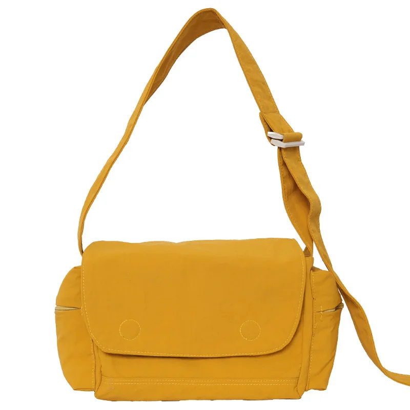 

Korean and Japanese style canvas bags for women2026New trendy large-capacity casual shoulder bag, versatile commuter wide-strap