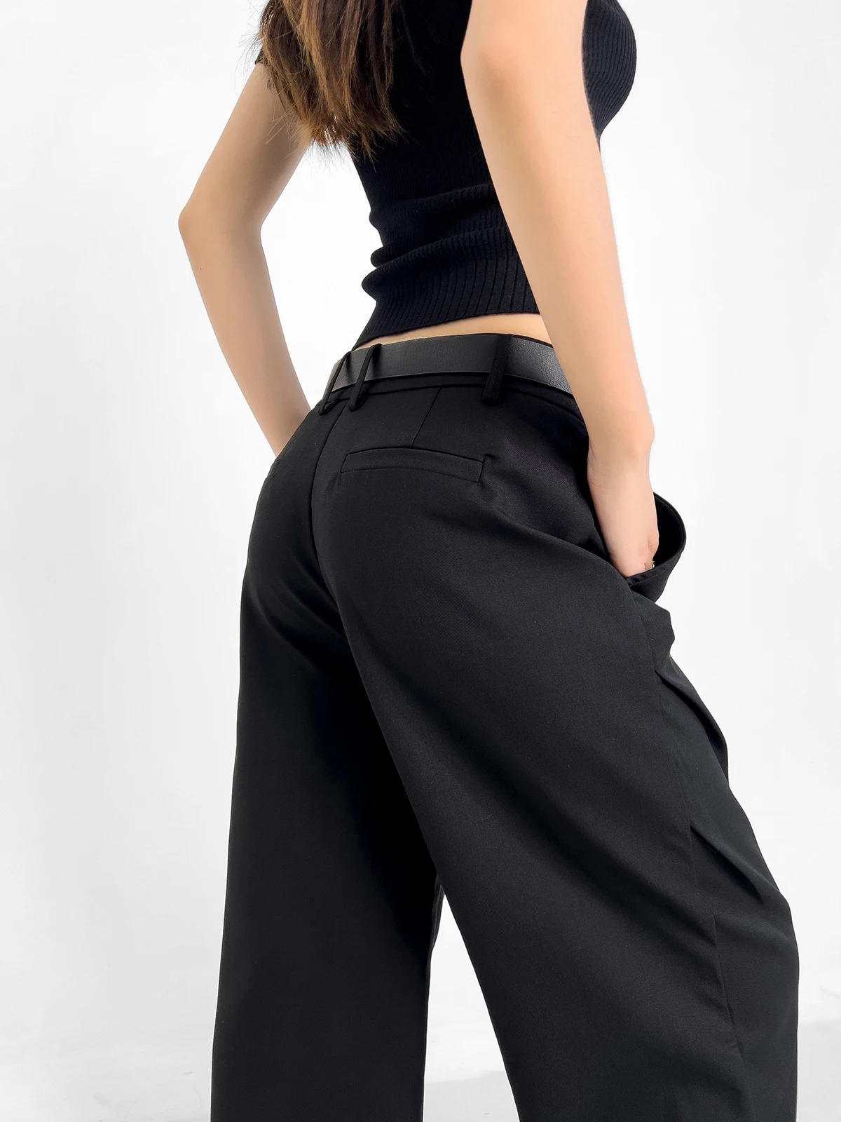 Traje de pantalones negros para mujer, pantalones sueltos de gama alta, pantalones finos de pierna ancha de cintura alta para niña picante, Otoño, nuevo, K7XF, 2024