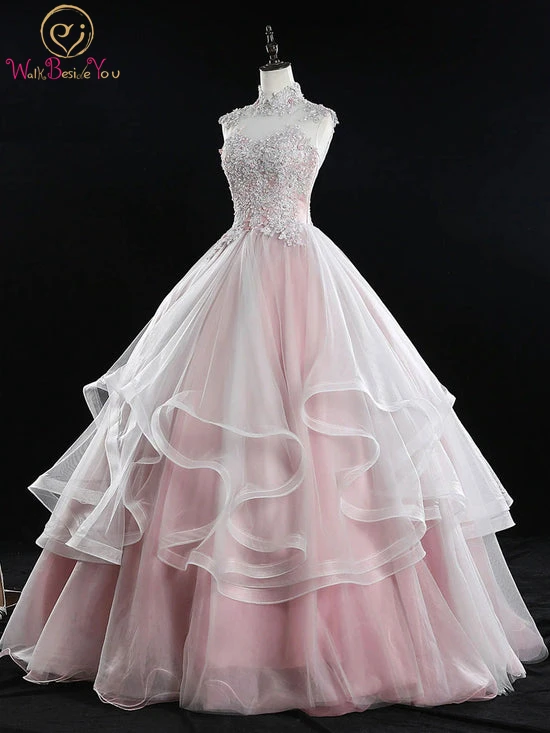 Ivory Pink Lace Appliques Quinceanera Dresses 2022 Beaded Ball Gown High Neck Tiered Tulle Sleeveless Sweet 15 Girl Party Gowns