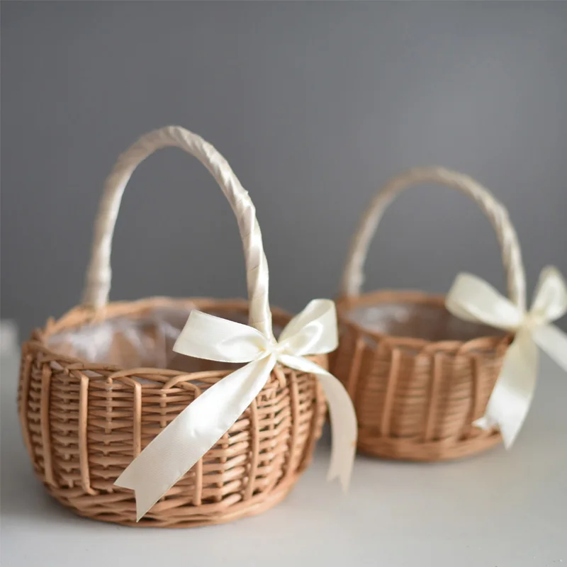 Ślubny kosz na kwiaty Druhna Flower Girl Basket Vintage Ręcznie tkane rekwizyty ślubne