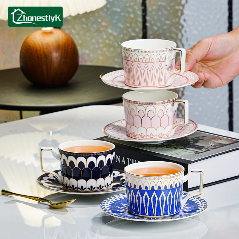 Tasse à café en porcelaine fine à bord doré de style européen avec soucoupe, tasse en céramique de luxe légère pour le bureau, tasses à thé de l'après-midi, vaisselle domestique