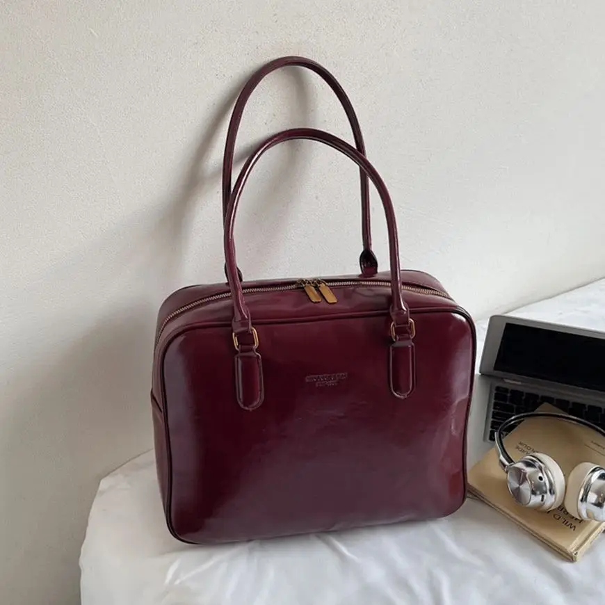 

Большая вместительная женская сумка-тоут, осень 2022, новая ретро-сумка из искусственной кожи, нишевая сумка на плечо, квадратные портативные женские сумки под мышками