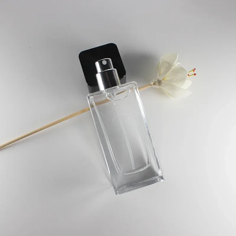 Perfume Bottle Square glass perfume bottle with transparent bayonet portable spray perfume sample smelling bottle empty bottle