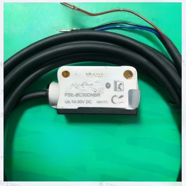 1 個の新しいオリジナル光電スイッチ PSE-BC30DNBR