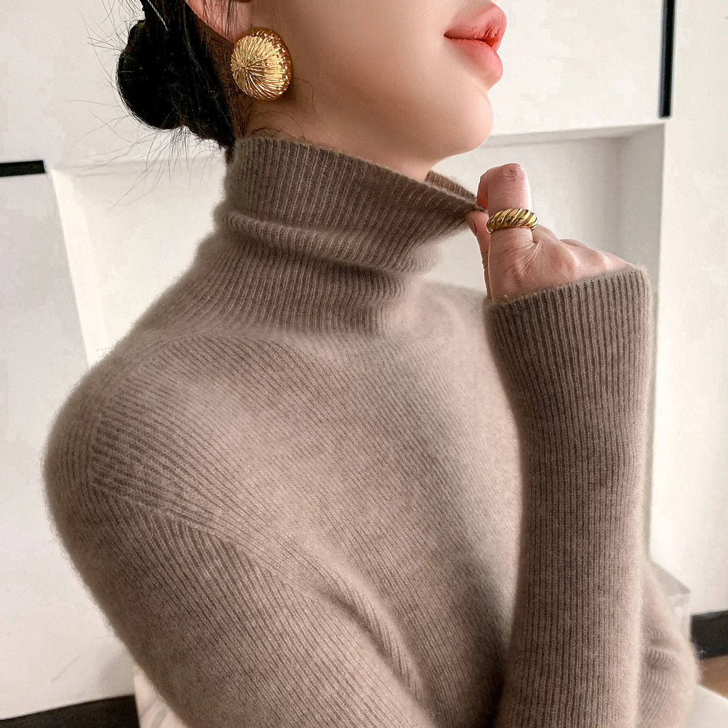 

Classic Seamless Wool Blend Pullover Women Knitting Vertical Slimming Style Sweater Pile collar High Elasticity High quality Top