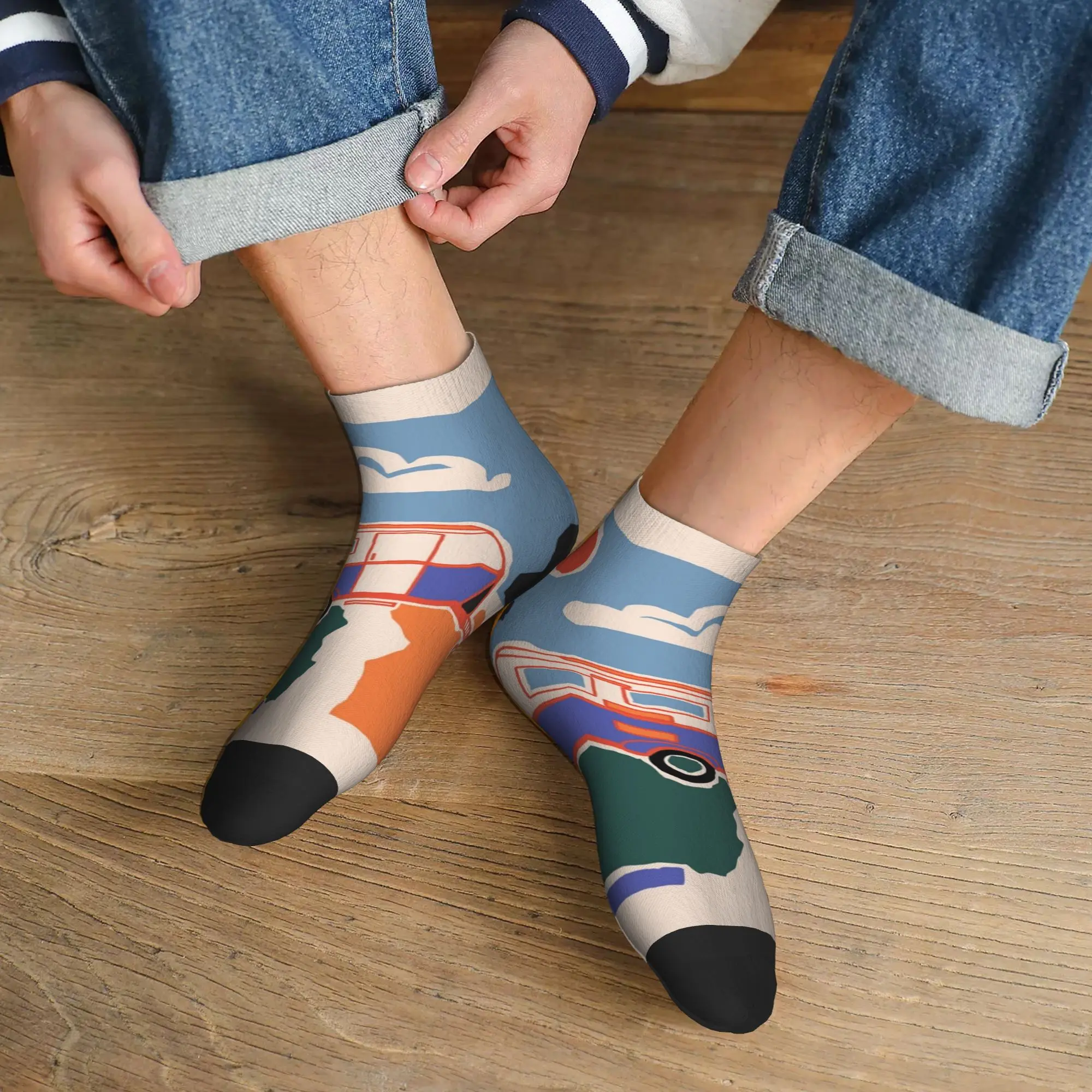 All Seasons Retro Vintage Eriba Caravan Socks Harajuku Super Soft Sport Middle Tube Socks Soft Hip Hop Stockings for Men Women