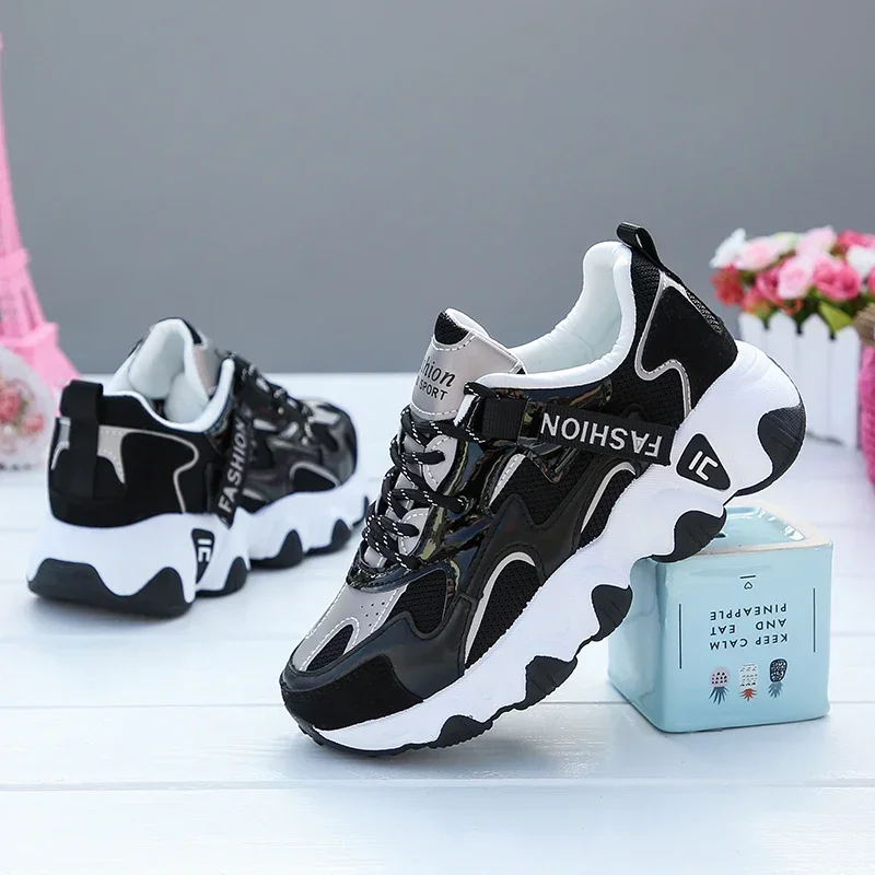 

2024 Tennis Shoes for Women Light Soft Breathable Female Sport Trainer Shoes Non-slip Basket Femme Lace-Up Casual Platform Shoes